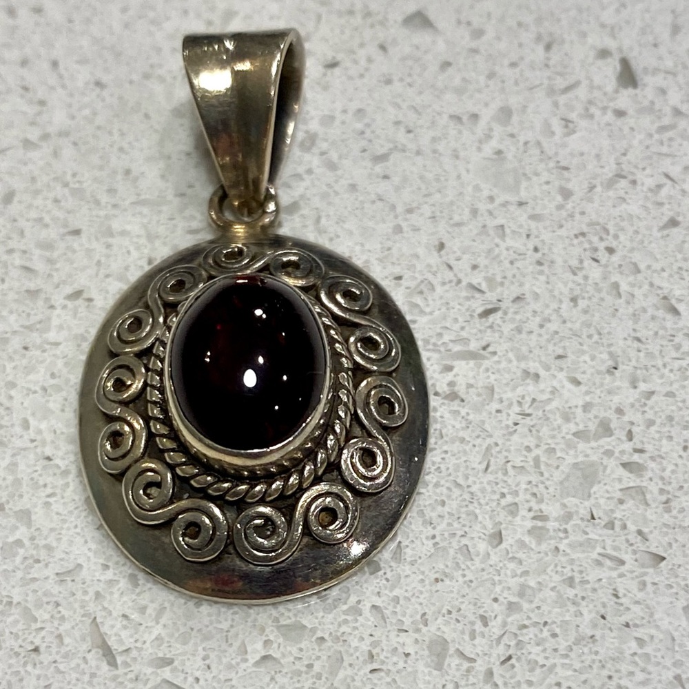 90’s Real Silver + Semi Precious Amethyst Pendant - Picture 5 of 12